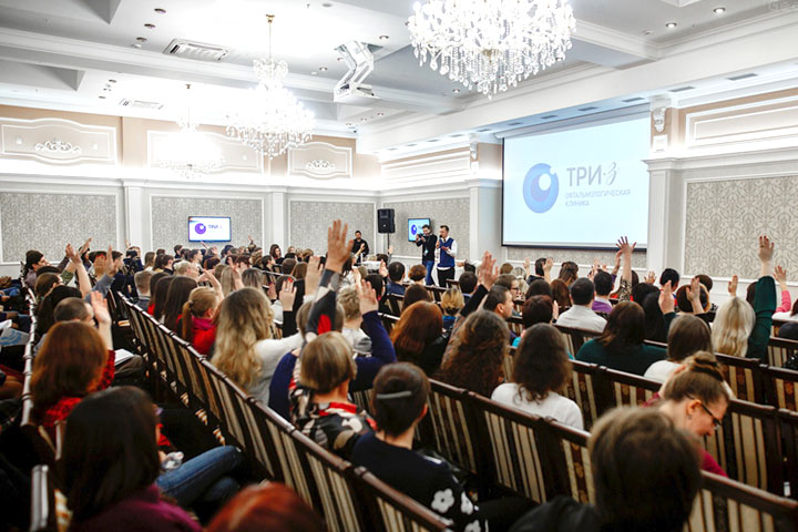 Предновогодняя «Школа коррекции зрения» прошла в Краснодаре